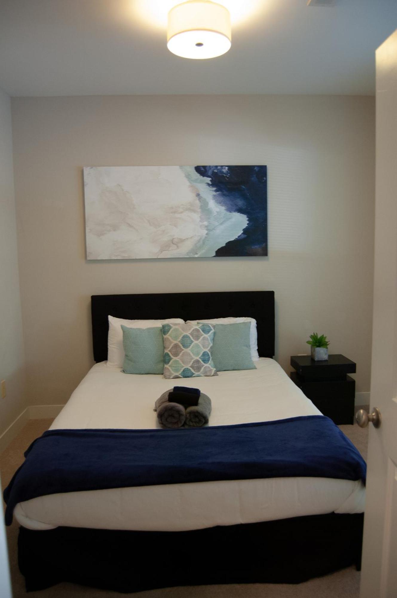 Casa de férias Modern Townhouse - 1 Min To Uptown Clt - Walk To Restaurants