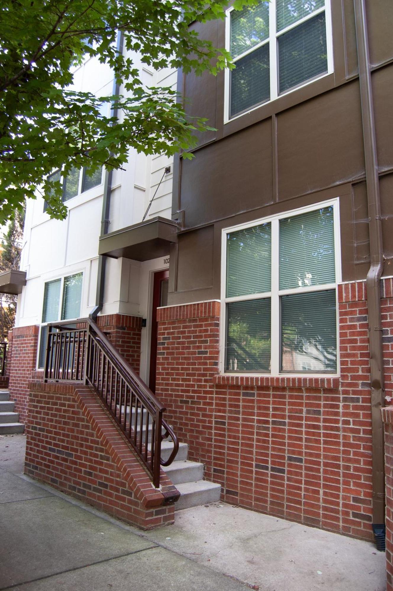 Casa de férias Modern Townhouse - 1 Min To Uptown Clt - Walk To Restaurants *